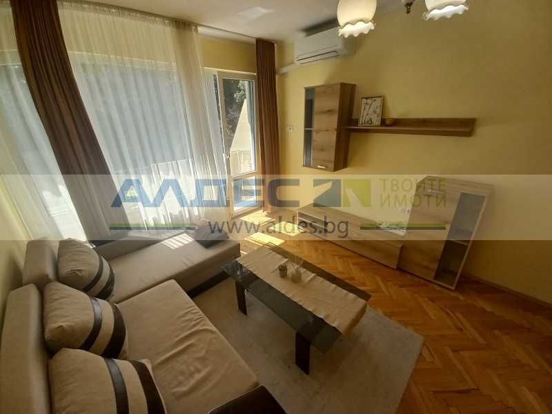 Дава се под наем Двустаен апартамент в София, Лозенец - 70 кв.м за 612 € - Снимка #3