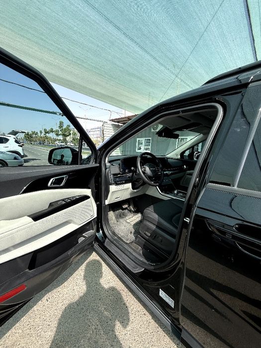 KIA. K A R N I V A L .