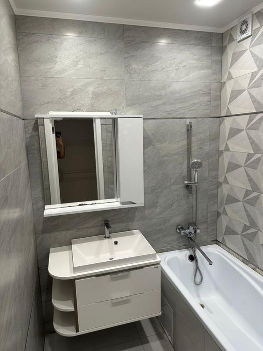 Продам 3 комн квартиру на Батысе