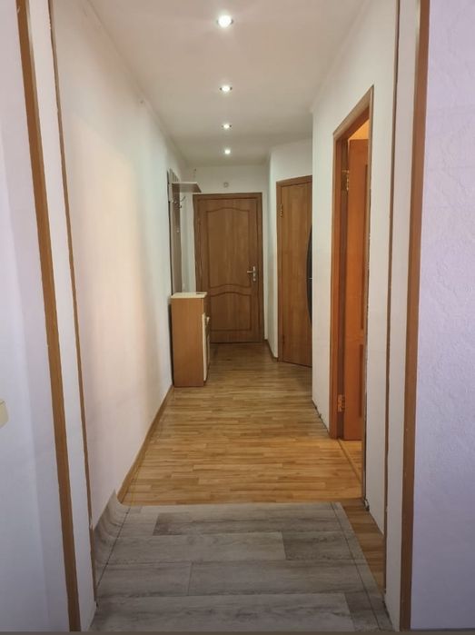 Продается квартира 3 комн. 63кв метр торг