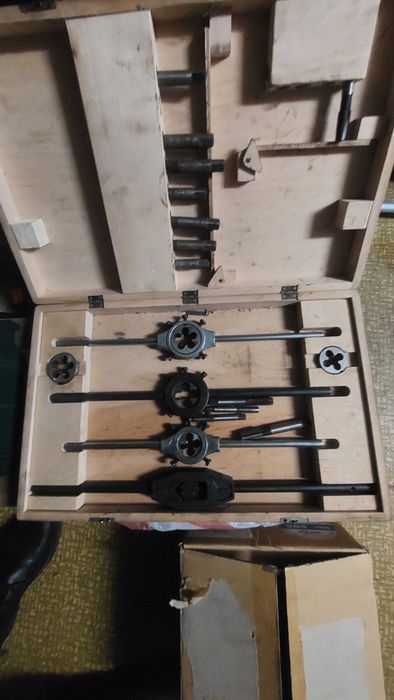 Индикаторни часовници,краечни мерки,нивелир,турбина,пясъкоструйка