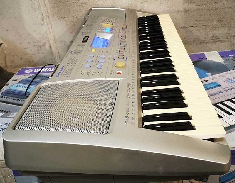 синтезатор клавир YAMAHA PSR-290 пиано динамична клавиатура