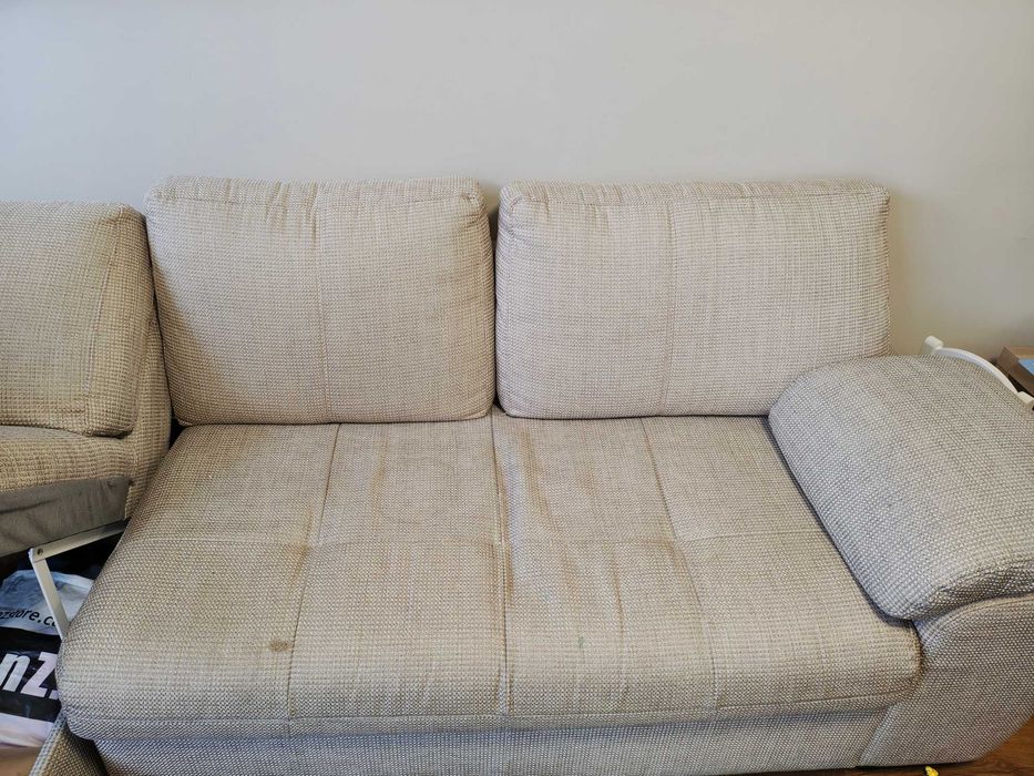 Ъглов диван с функция за спане