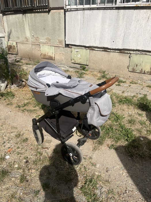 Бебешка количка viva life