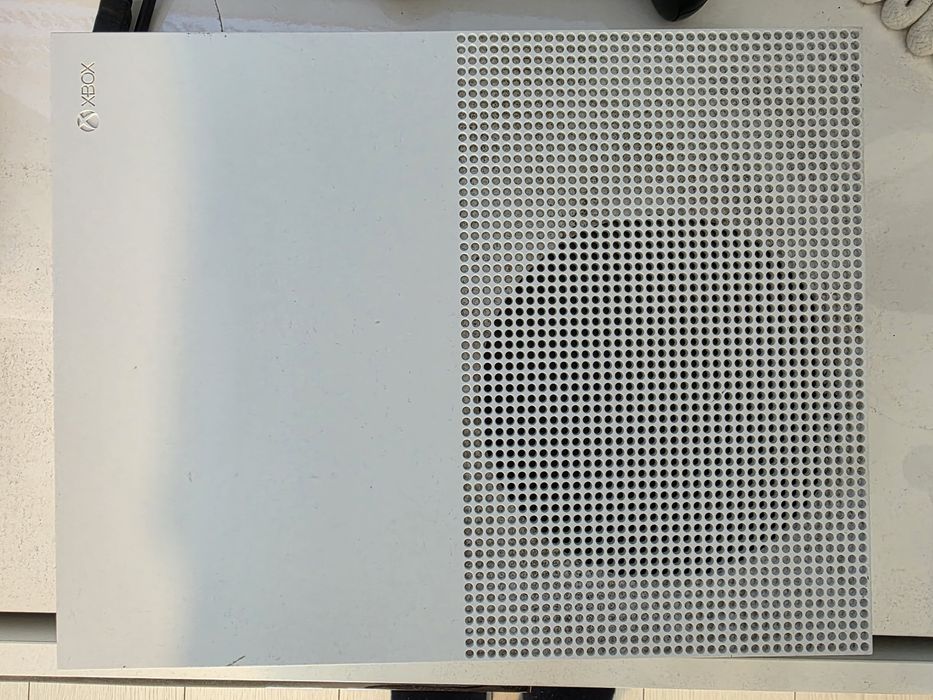 Consola Xbox One S 4K rezolutie 1TB memorie plus gamepad original