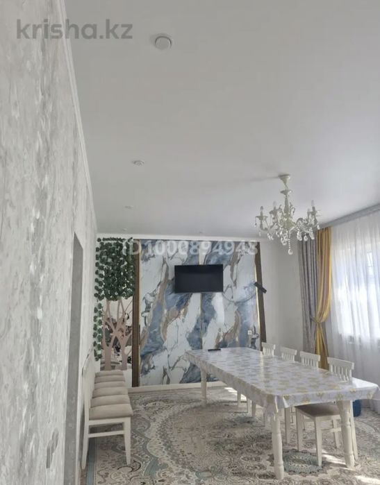 ҮЙ САТЫЛАДЫ! Жақсы жағдайда