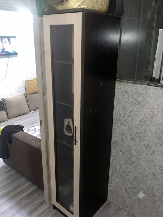 Срочно продам шкаф под телевизор!!!