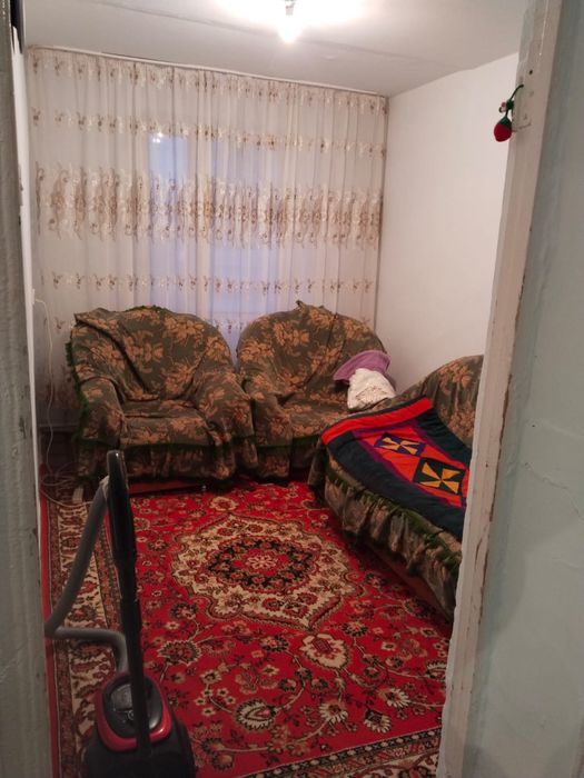 Үш бөлмелі үй сатылады