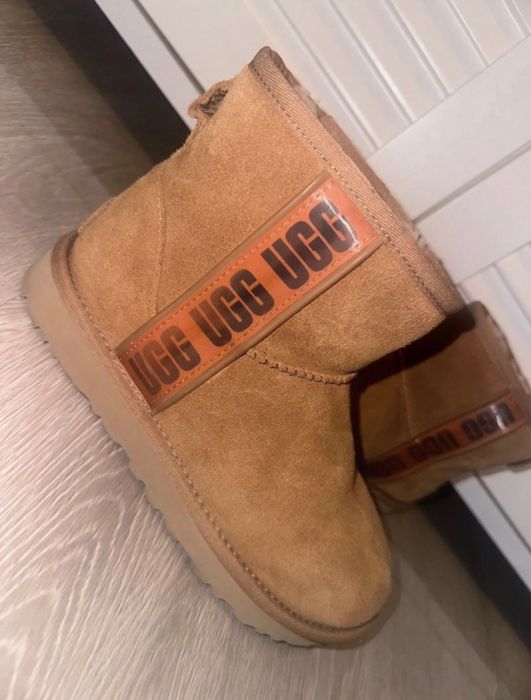 UGG Classic Mini Side Logo Marime 37