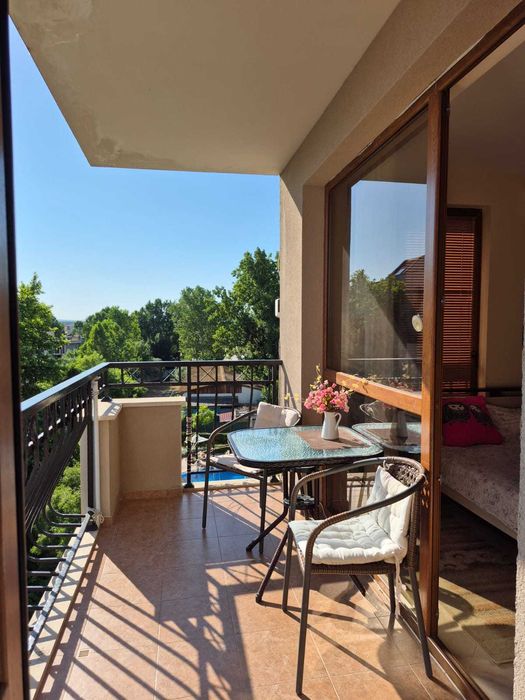 Обзаведен двустаен апартамент в централна част, к-с „Каскадас 2“