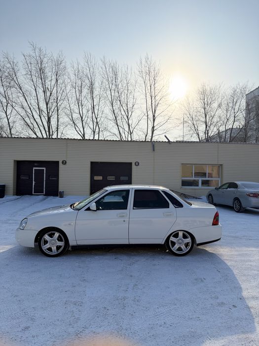 Продам Приору 2013