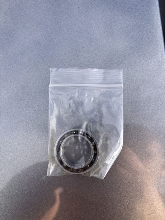 Лагер за автомобил 19х30х7