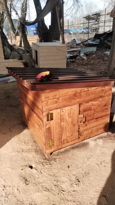 Продам будку для собаки утепленный размер 70х80х80