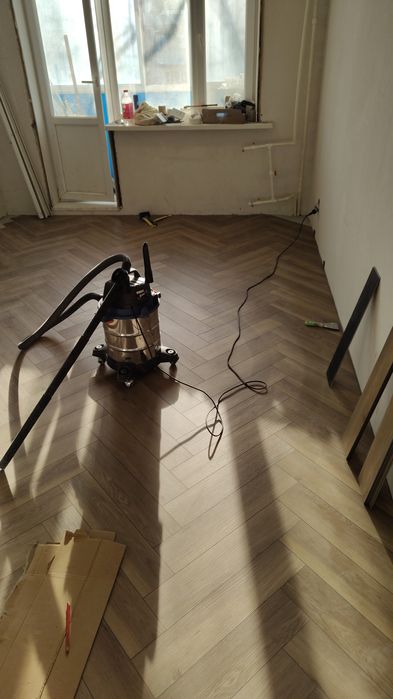 Укладка ламината, Линолиум,