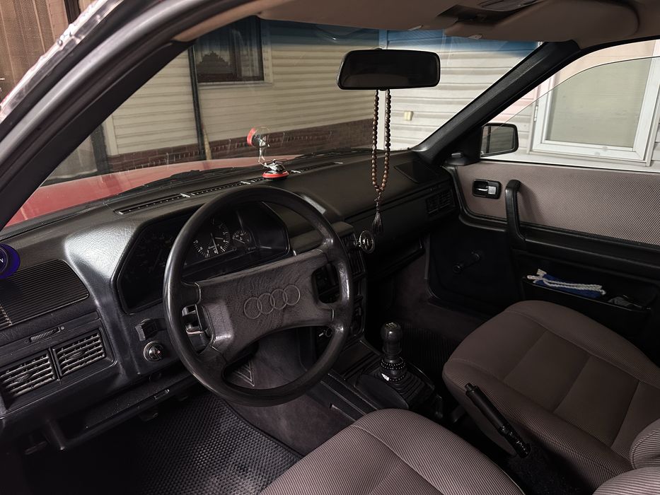 Продам Audi 100 c3