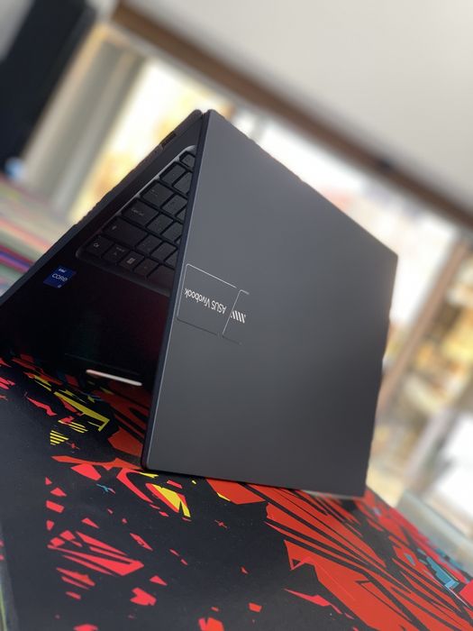 Ноутбук ASUs VIVOBOOK X1504V