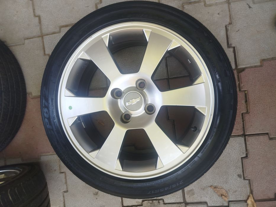 Diska balon 215/45/17R