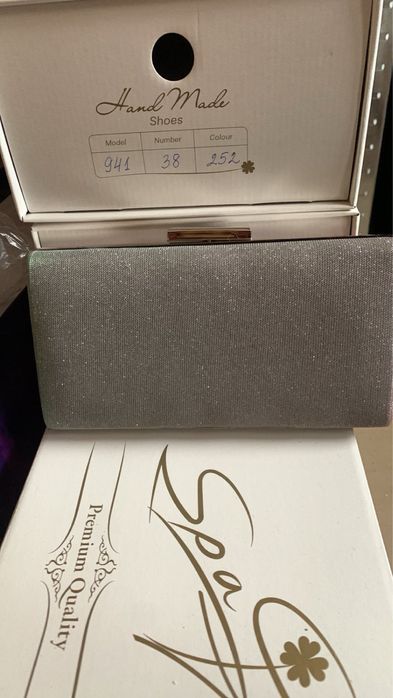 Булчински и абитуриентски чанти