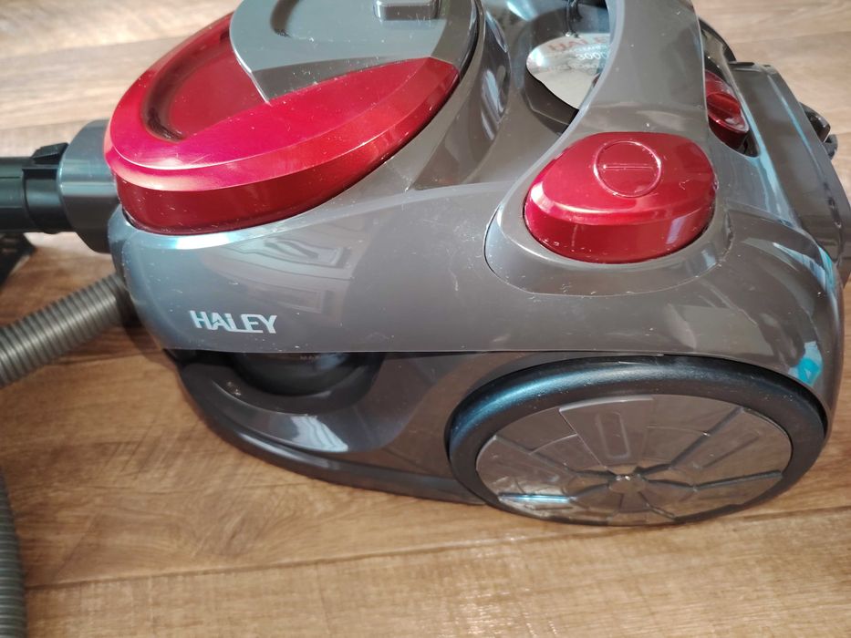 Пылесос Haley новый
