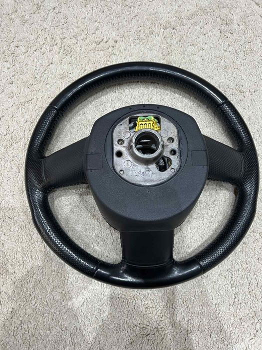 Трилъчев мулти волан Ауди