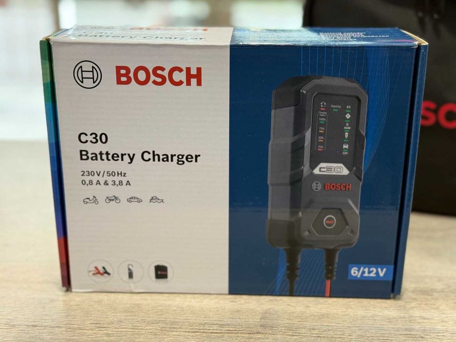 Зарядно устройство Bosch C30 Charger