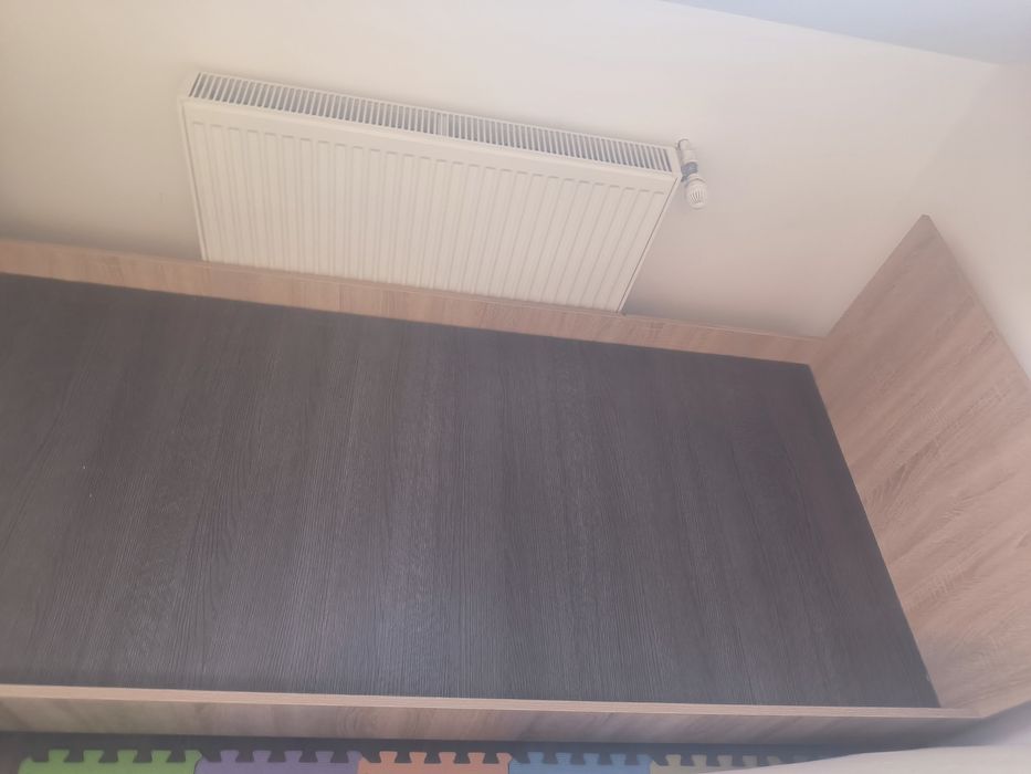 Pat 90 x 200 cu saltea