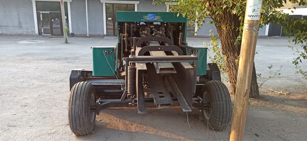 Пресс-подборщик тюковый