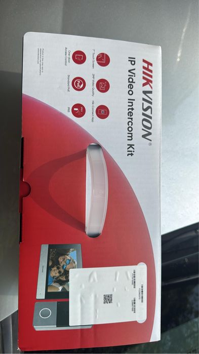 Новый домофон в коробке