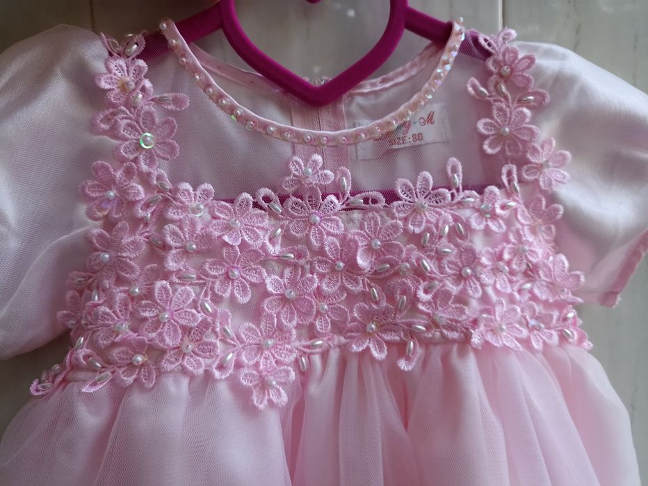 Празнична рокля за момиче, ръст 80 см
