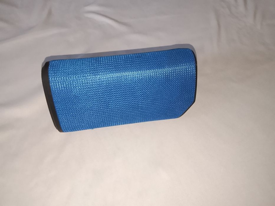 Калонка без приключение блютуз