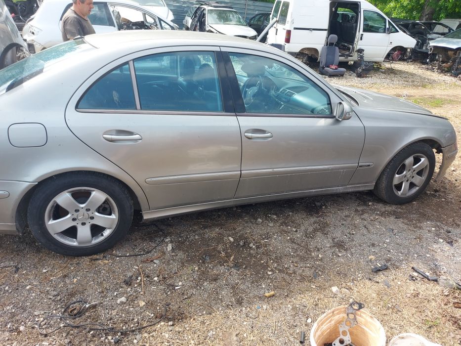 Mercedes E270 cdi w211 на части !!!
