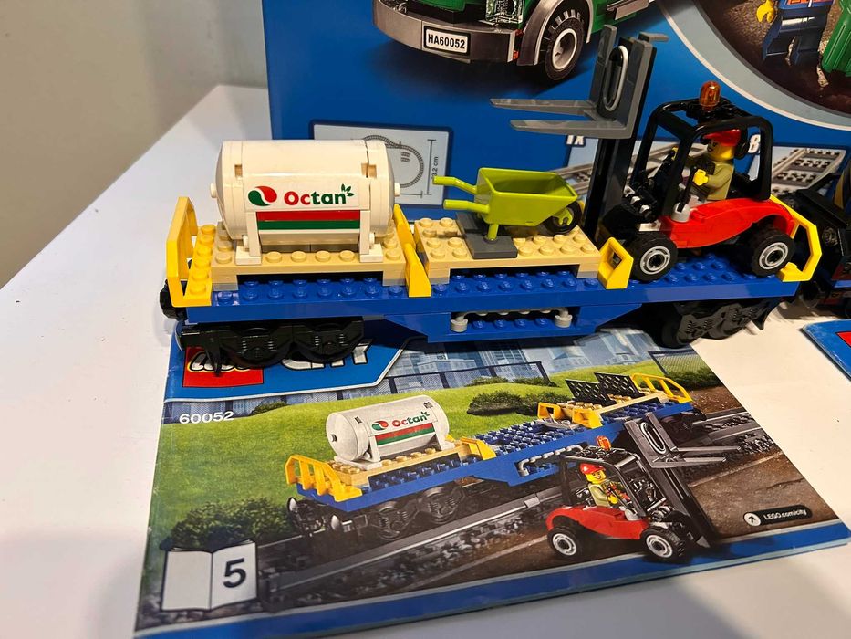 LEGO 60052 влак,