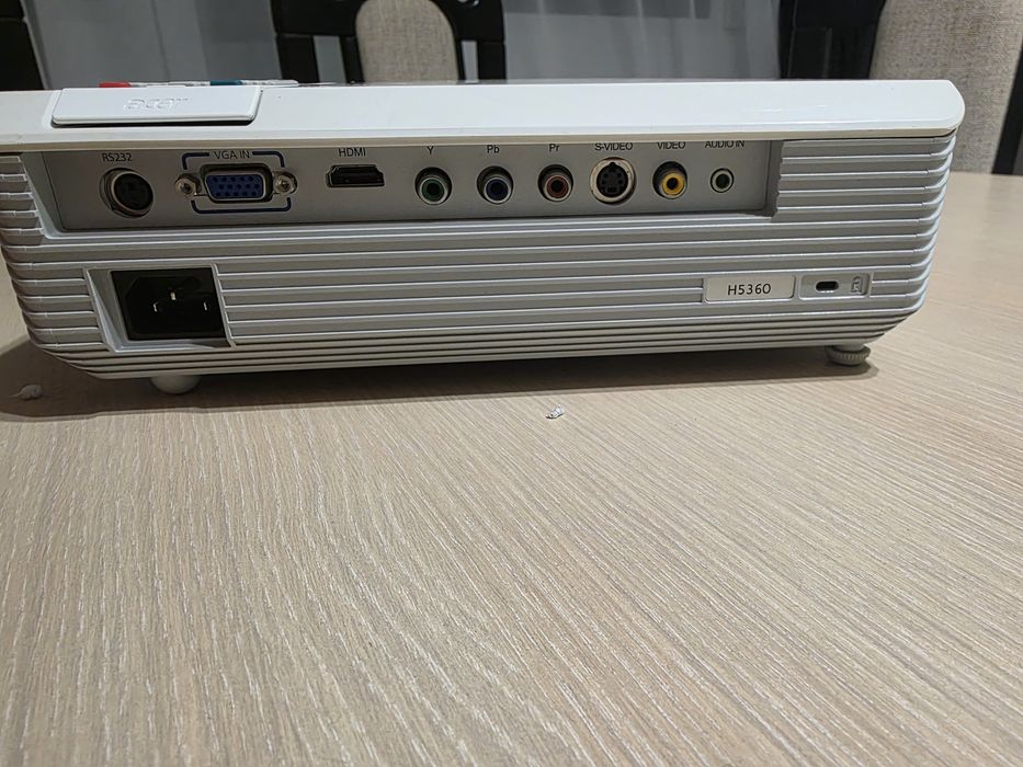 Videoproiector acer 3d