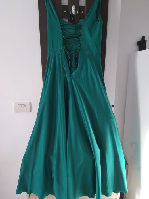 Rochii de seara din satin