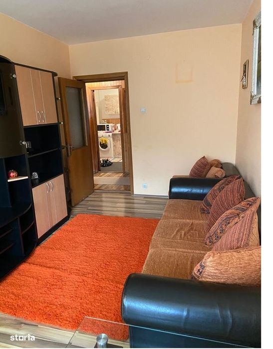 Apartament cu 2 camere decomandate - G. Enescu, zona Nordic