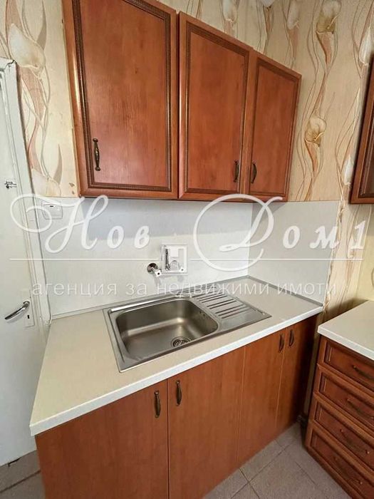 Дава се под наем Двустаен апартамент в Варна, Младост 1 - 48 кв.м за 255 € - Снимка #3