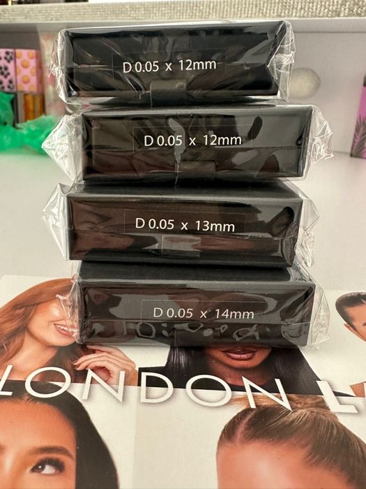 Cutii cu Gene Fir cu fir London Lash