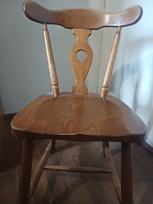 Стол 2 броя за 60 евро