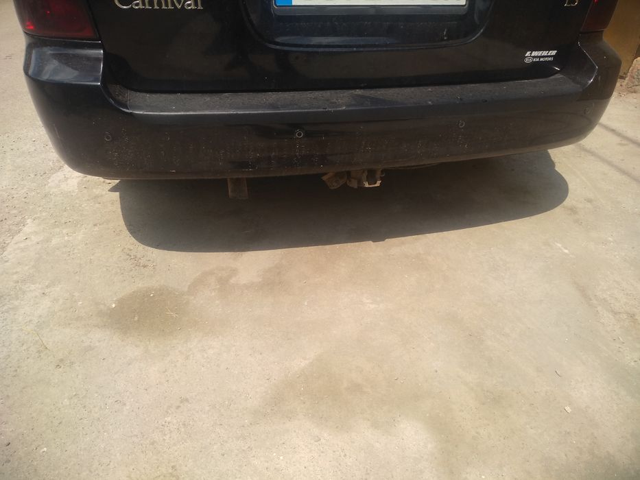 Киа Карнавал на части