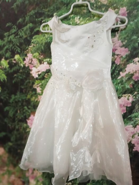 Продам детское платье