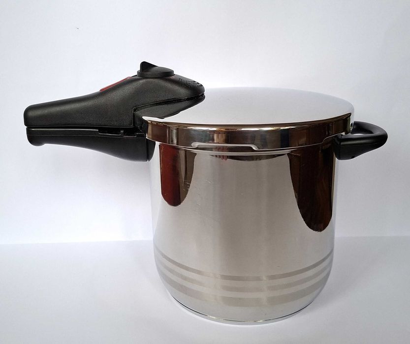 BEEM – Оригинална Немска тенджера под налягане голяма 7 литра