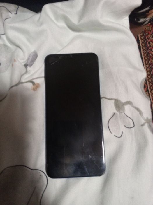 Продам vivo 31 в связи не нужен,как так приобрела новый телефон