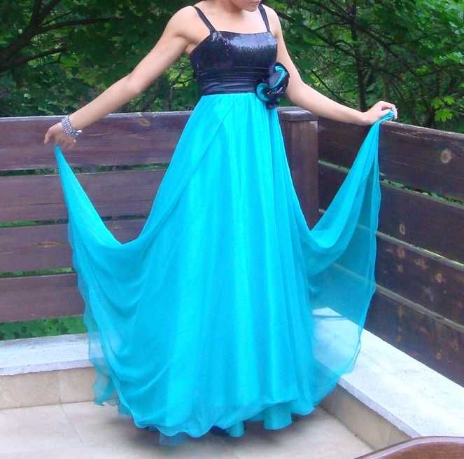 Абитуриентска (бална, шаферска, официална) рокля