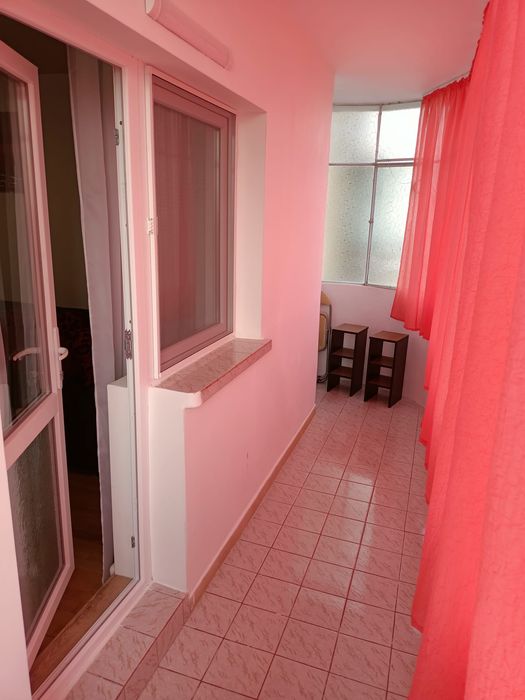 Închiriez apartament, 2 camere decomandat, 1 decembrie 1918, et 3