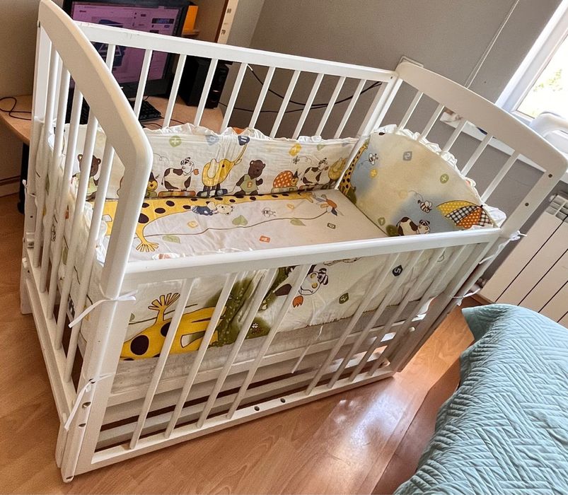 Продам детскую кроватку