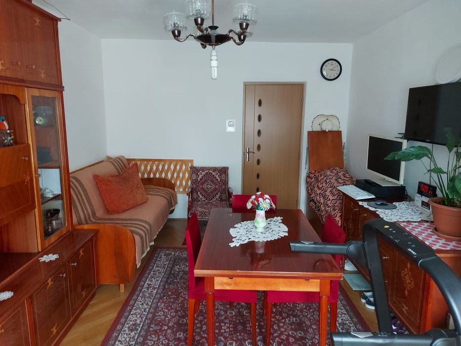 De inchiriat apartament 2 camere Tudor