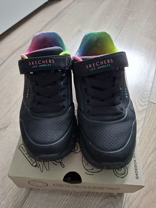 Adidasi Skechers marime 32