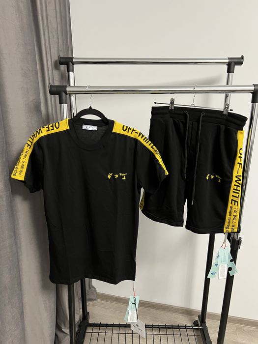 Compleu OFF WHITE super calitate