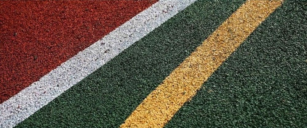 Тартановое  покрытие