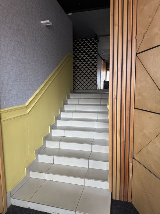 Сдам в аренду помещение 252 кв.м.